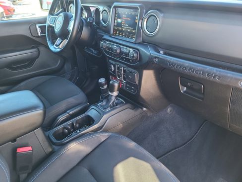 Used 2022 Jeep Wrangler Unlimited Rubicon 4xe w/ Cold Weather Group image 15