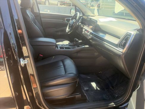 Used 2024 Kia Sorento S FWD image 17