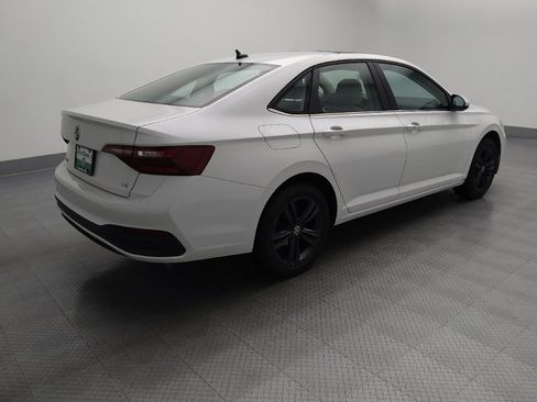 Used 2023 Volkswagen Jetta SE w/ Panoramic Sunroof Package FWD image 10