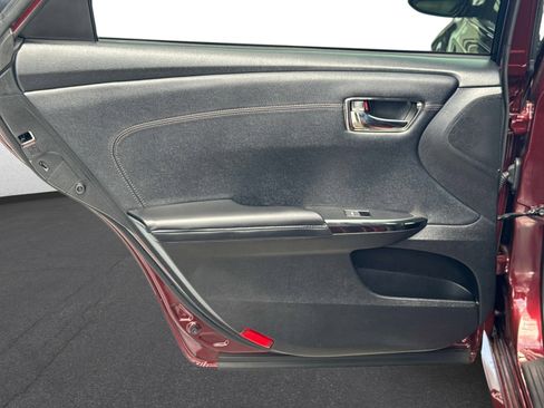 Used 2018 Toyota Avalon XLE FWD image 11