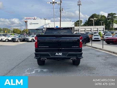 Used 2026 Chevrolet Silverado 1500 Custom Trail Boss AWD/4WD image 8