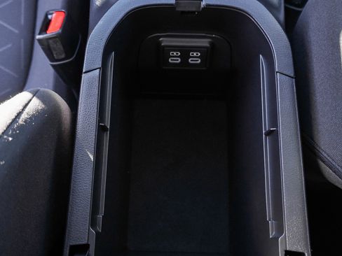 Certified 2024 Toyota RAV4 XLE w/ Convenience Package image 39