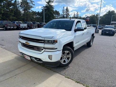 Used 2017 Chevrolet Silverado 1500 LTZ Z71 w/ LTZ Plus Package AWD/4WD image 1