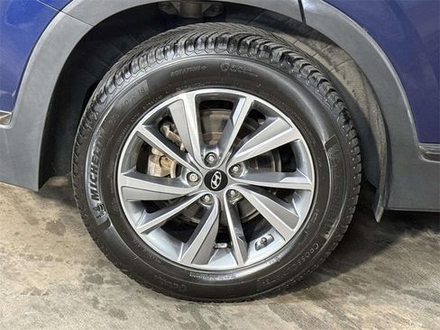 Used 2020 Hyundai Santa Fe Limited image 13