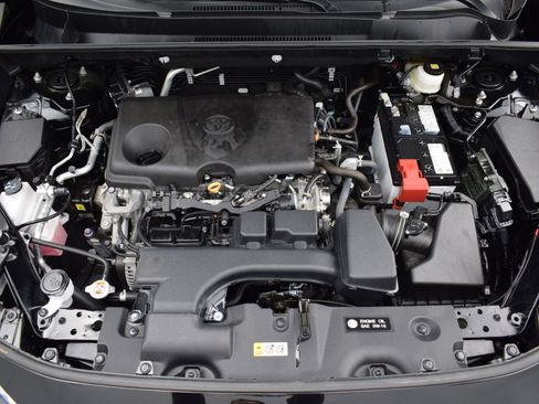 Used 2025 Toyota RAV4 XLE Premium w/ Weather Package image 9