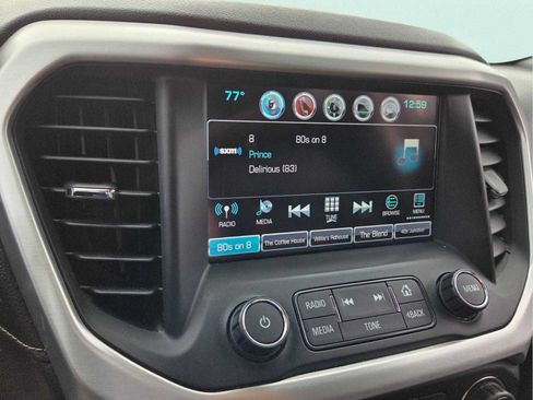 Used 2017 GMC Acadia SLT FWD image 20