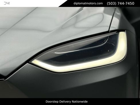 Used 2016 Tesla Model X 75D image 12