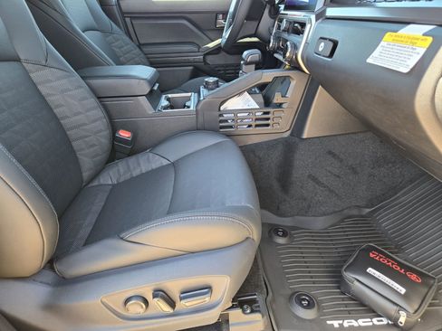 New 2026 Toyota Tacoma TRD Off-Road w/ TRD Off Road Premium Package image 13