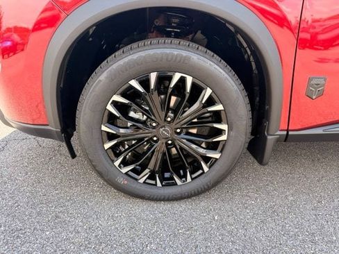 New 2026 Nissan Rogue Dark Armor AWD/4WD image 9