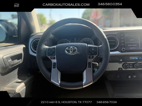 Used 2022 Toyota Tacoma SR5 image 10