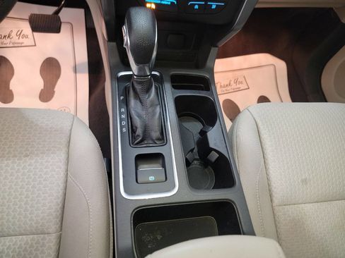 Used 2018 Ford Escape SE FWD image 31