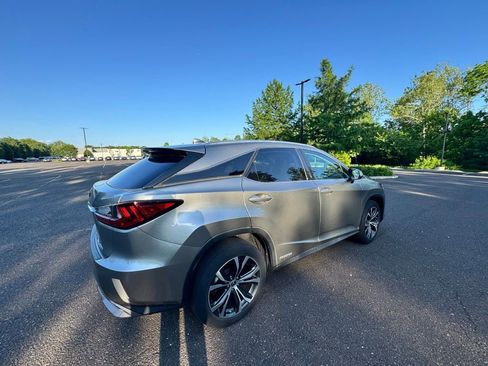 Used 2019 Lexus RX 450h AWD w/ Navigation Package image 4