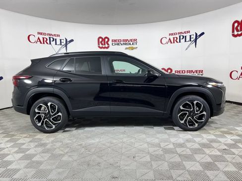 New 2026 Chevrolet Trax RS w/ Driver Confidence Package FWD image 8