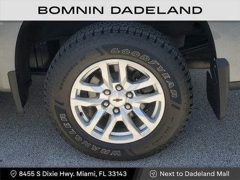 Used 2020 Chevrolet Silverado 1500 RST image 9