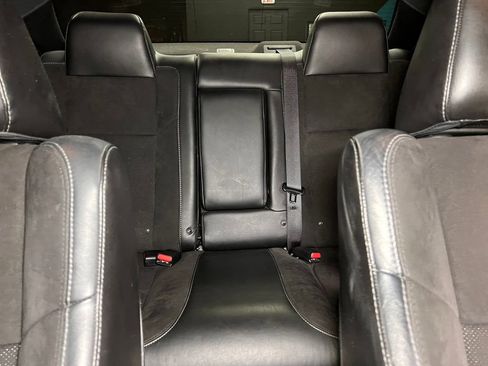 Used 2022 Dodge Challenger R/T Scat Pack RWD image 22