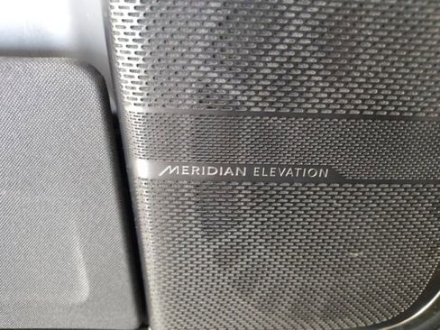 Used 2022 Rivian R1T Adventure image 25