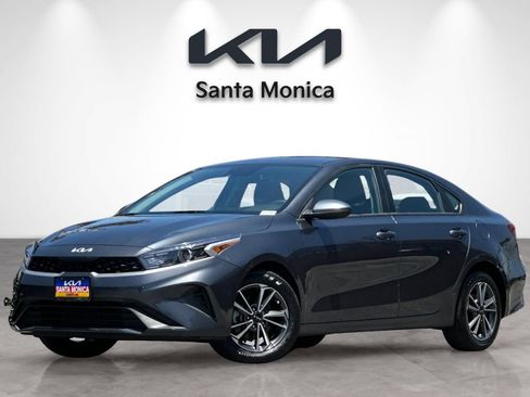 Certified 2023 Kia Forte LXS FWD image 2
