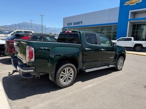 Used 2015 GMC Canyon SLT w/ Driver Alert Package AWD/4WD image 4