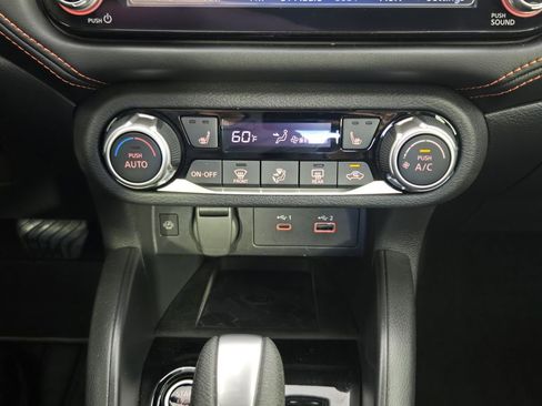 Used 2023 Nissan Versa SR w/ Trunk Package image 23