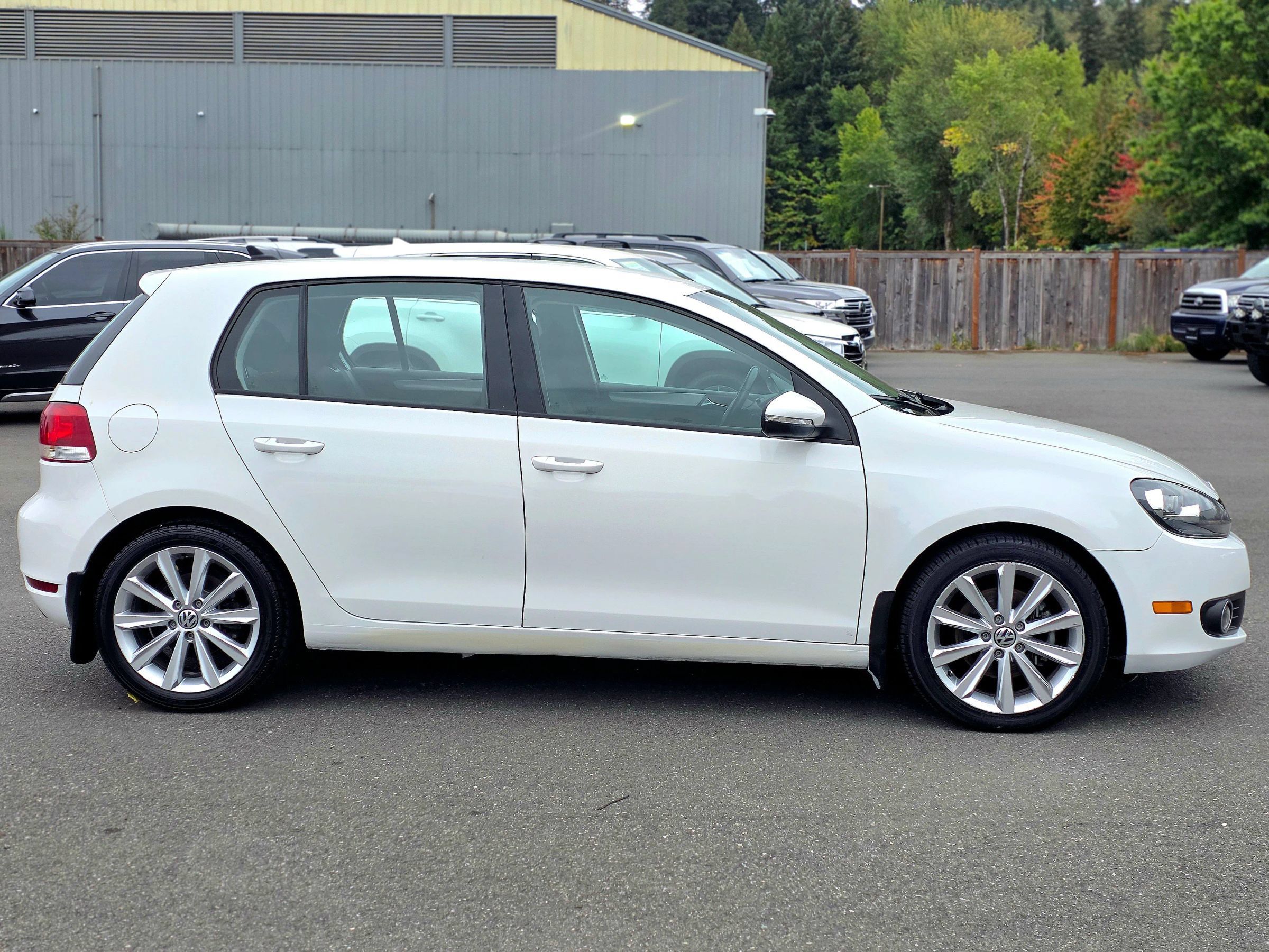 Used 2013 Volkswagen Golf TDI FWD image 14