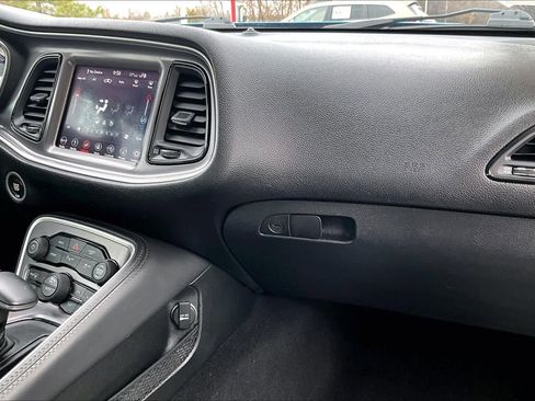 Used 2019 Dodge Challenger SXT w/ Plus Package image 16