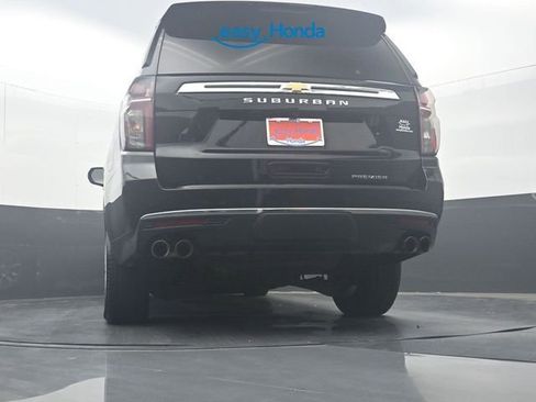 Used 2024 Chevrolet Suburban Premier image 31
