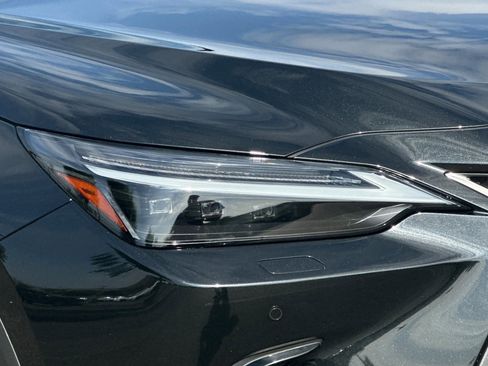 Certified 2025 Lexus NX 450h+ AWD w/ Towing Package (2000 Lbs) image 11
