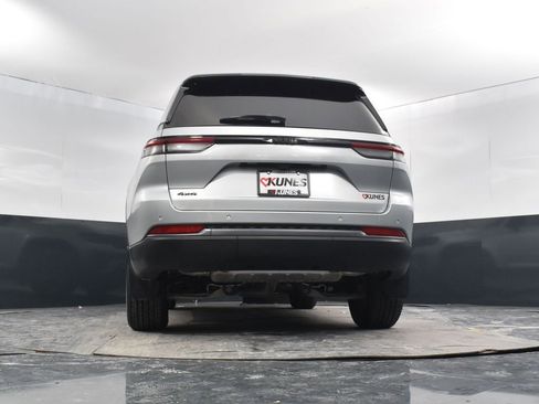 New 2026 Jeep Grand Cherokee Altitude AWD/4WD image 41