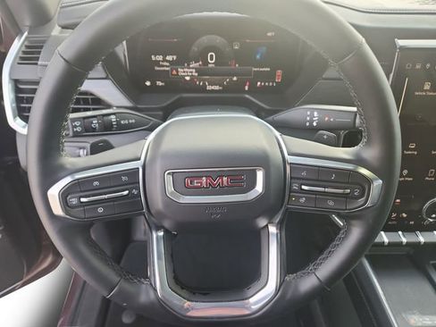 Used 2025 GMC Acadia Elevation image 22