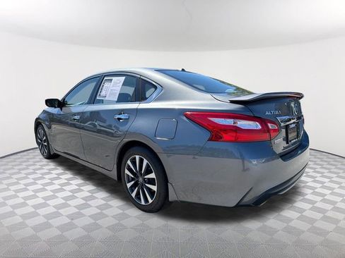 Used 2017 Nissan Altima 2.5 SV image 7