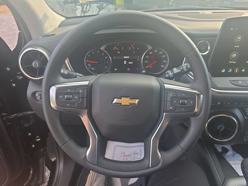 New 2026 Chevrolet Blazer LT w/ Convenience Package FWD image 16