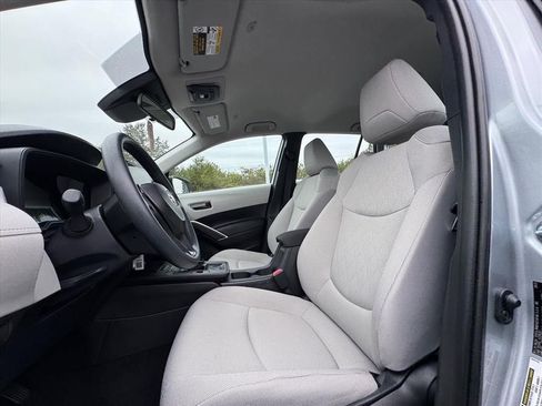 Used 2026 Toyota Corolla Cross L image 15