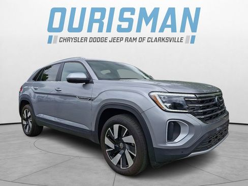 Used 2025 Volkswagen Atlas Cross Sport SE FWD image 1
