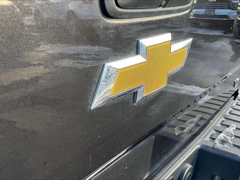 Used 2023 Nissan Titan PRO-4X w/ Pro-4x Convenience Package image 28