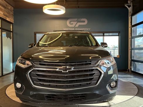 Used 2020 Chevrolet Traverse LT AWD/4WD image 8