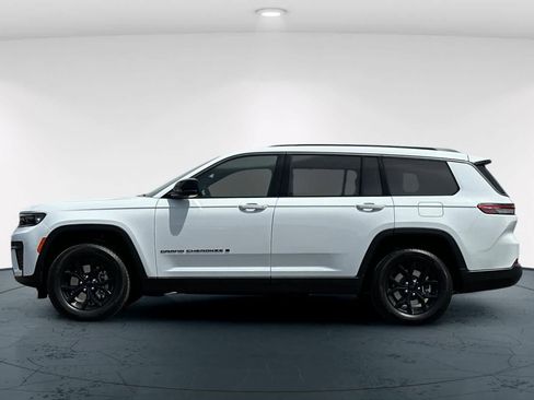 New 2026 Jeep Grand Cherokee L 4WD image 9