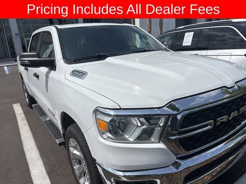 Used 2023 RAM 1500 Big Horn AWD/4WD image 3