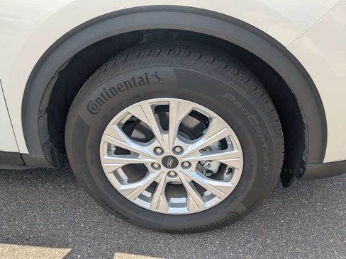 Used 2023 Ford Escape Active w/ Tech Pack #1 FWD image 11