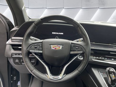 Used 2023 Cadillac Escalade V image 13