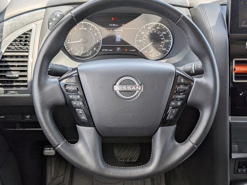 Used 2021 Nissan Armada SV w/ SV Appearance Package RWD image 13