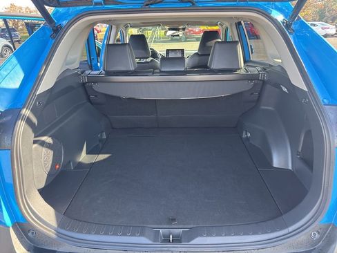 Used 2021 Toyota RAV4 XLE Premium image 12