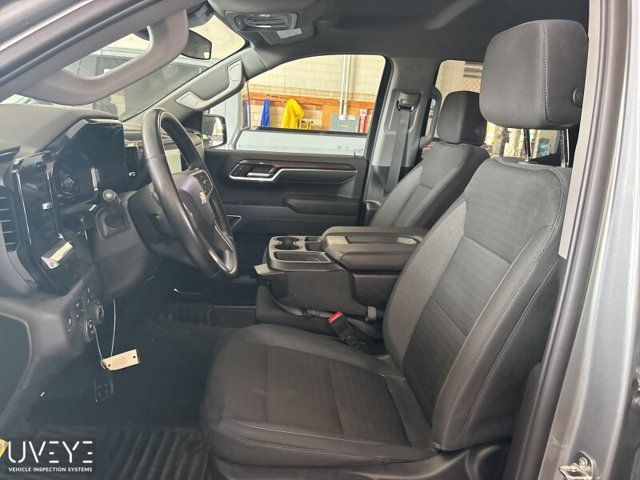 Used 2024 Chevrolet Silverado 1500 LT AWD/4WD image 6