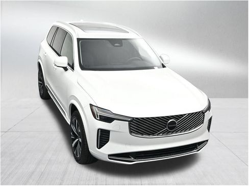 New 2026 Volvo XC90 T8 Core AWD/4WD image 15