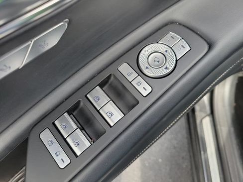 Used 2024 Genesis GV80 3.5T AWD/4WD image 19