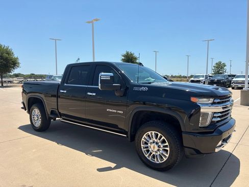Used 2023 Chevrolet Silverado 2500 High Country AWD/4WD image 5
