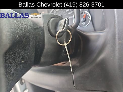 Used 2015 GMC Savana 2500 RWD image 16