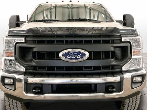 Used 2021 Ford F250 XL w/ Power Equipment Group image 5