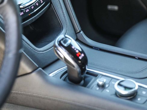 Used 2022 Cadillac XT6 Premium Luxury image 20