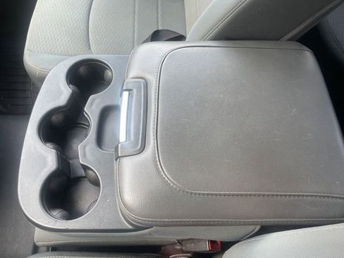 Used 2013 RAM 1500 Express AWD/4WD image 37