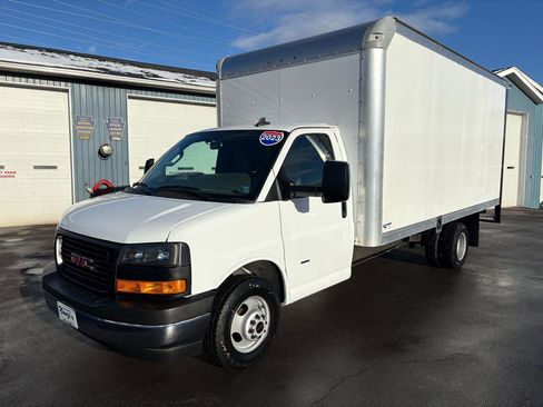Used 2023 GMC Savana 3500 Extended w/ Power Convenience Package RWD image 1